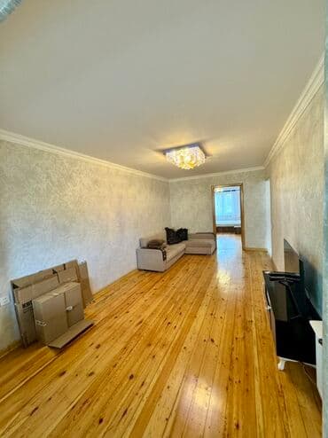 bakıxanov kiraye ev: Nizami rayonu 8 km qəsəbəsi Çobanzadə küçəsi Golden Rİng şadlıq — 2