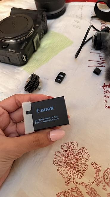 canon eos 2000d: Satılır: Canon EOS R50 V (Yeni vəziyyətdə) Canon EOS R50 V kamera — 9