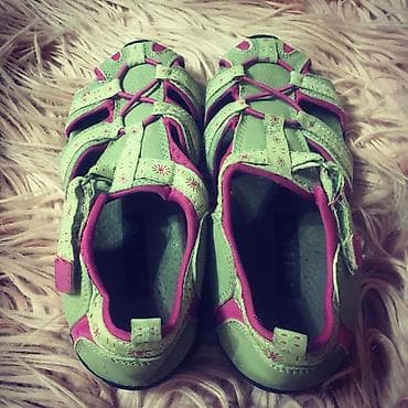 Праздничные костюмы: Razmer:30 stelka:22sm brend:Alive qiymet:5manat ayaqqabi, ushaq — 5