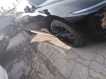 hyundai grandeur 2015: Qara rəngli biznes-sedan - Eksteryer: parlaq qara kuzov, aerodinamik — 1