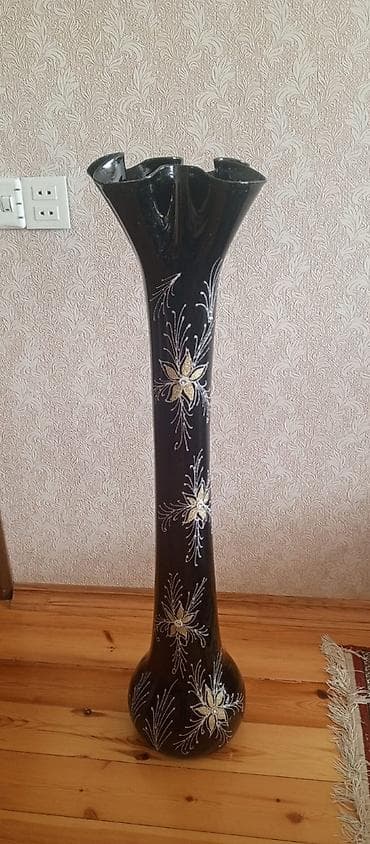 Bir vaza lalafo.az -da Bir vaza