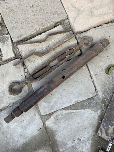 домкрат: Новый Механический Домкрат, Максимальная грузоподъёмность: 8 т, Самовывоз — 1