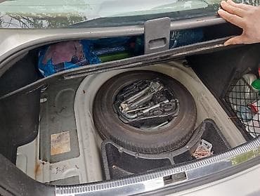 Nəqliyyat: Volkswagen Bora: 1.6 l | 1999 il Sedan — 9