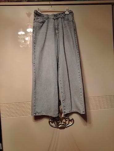 qadin bot: Geniş kəsimli açıq mavi cins şalvar - Model: wide-leg/bol kəsim - — 2