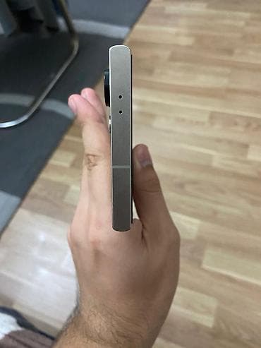 galaxy s20 ultra: Samsung Galaxy S24 Ultra, 256 GB, rəng - Boz, Face ID — 5