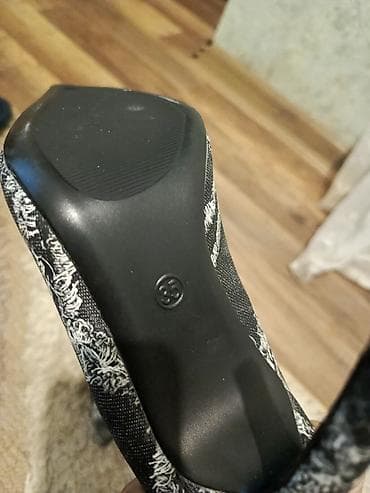 bemsa ayaqqabı: Yenidir geyinilmeyib. Qadın klassik tufliləri – incə burunlu, nazik — 3