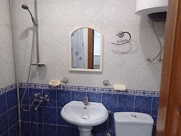 ev axdaram: Bileceride ağ saraya yaxin 5/5 mertebesinde 2 otaqli ev 400 — 3