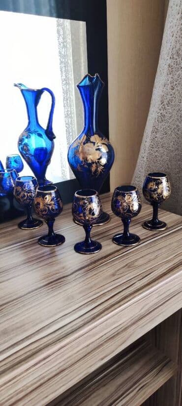 Yenidir.10 manat.Qrafin+5 qedeh