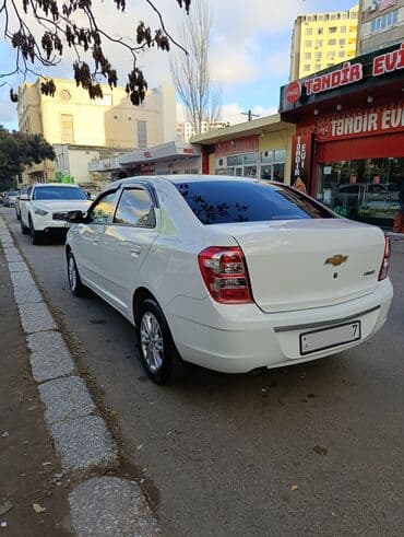 khazar avtomobil krediti: Chevrolet Cobalt: 1.5 l | 22000 km Sedan — 7