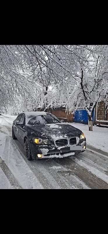 BMW 740: 3 l | 2009 il Sedan