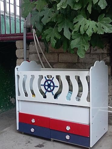 Oğlan və qız üçün, Dördbucaq, Beşik, Dəstsiz, Matrassız, Yellənmə mexanizmsiz — 1