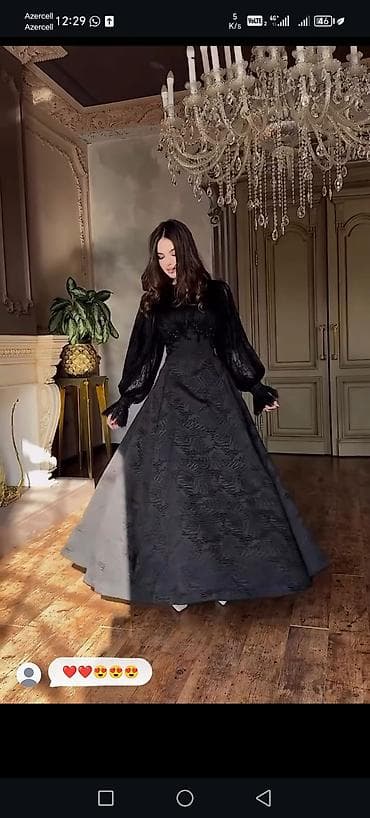 1 dəfə geyinilib.Əla vəziyyətdədir 320 manata alınıb Qiymətdə