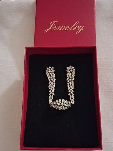 Dəstə daxildir: Sırğa, Gümüş, 925 Əyar, 11 g