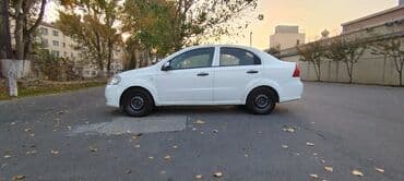 hyundai sonata 2011: Chevrolet Aveo: 1.2 l | 2011 il 420000 km Sedan — 3