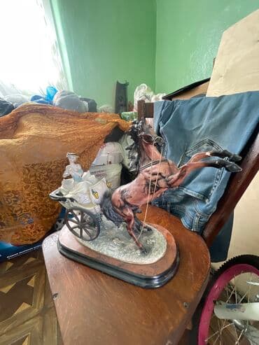 qara reng sekilleri: Fiqur, Keramika, rəng - Qəhvəyi — 1