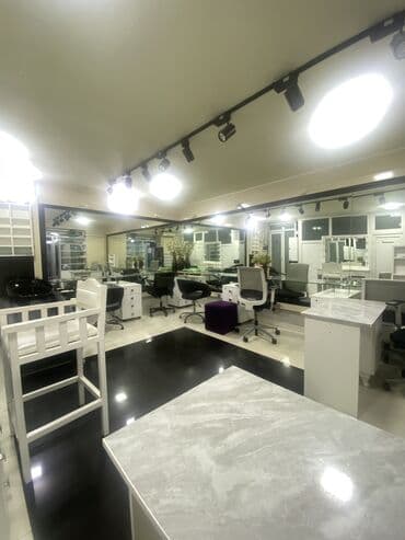 Другая коммерческая недвижимость: İnşaaçılar metrosu yaxınlıqı Gözəllik mərkəzi icarəyə — 1