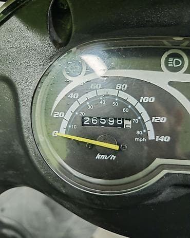 Аксессуары и тюнинг: Şəhərdaxili istifadəyə uyğun skuter Xüsusiyyətlər: - Odometrlə yürüş — 1