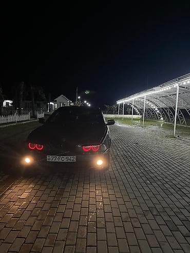 BMW 5 Series E39 sedan - Kuzov: sedan, tünd yaşıl rəng - M paketli