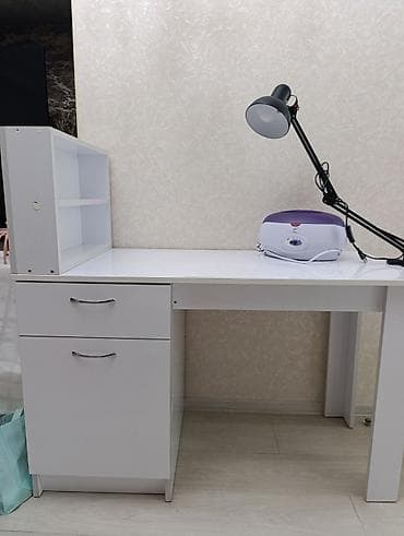 Kompüter masası, Açılmayan, Laminat, Dördbucaq masa