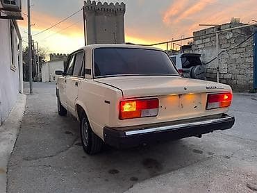 4 qapi niva satilir: LADA 2107 sedan Mator karopka peredok ideal vəziyyətdədir heç bir — 7
