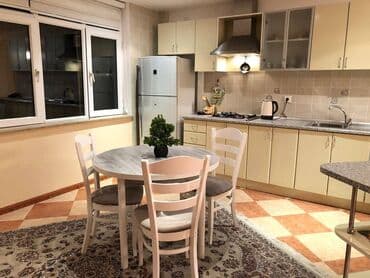 сдается квартира в баку: Bayilda 2 mertebeli binanın 2-ci mərtəbəsində yerləşən ümumi sahəsi — 11