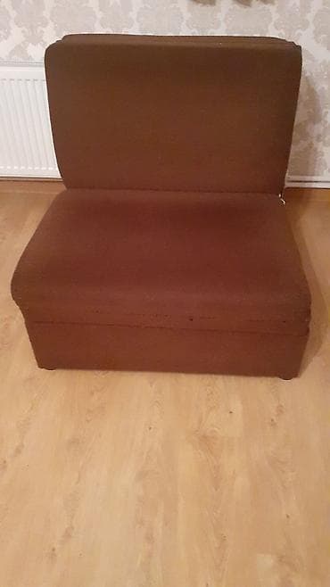 acilib yigilan stul: Qatlanan kreslo/mini-divan – çevrilən model2ədəd uzunu 2metr, eni 85sm — 2