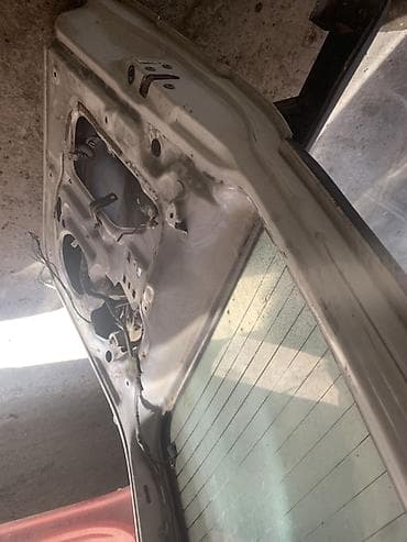 evakuator nomresi: Toyota Land Cruiser — 2