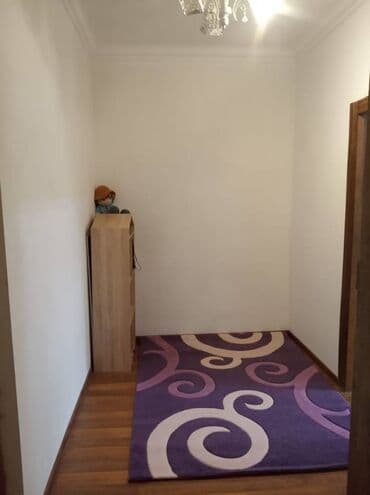 20 ci sahede ev satilir: Bakı, 2 otaqlı, Köhnə tikili, m. Həzi Aslanov, 60 kv. m — 9