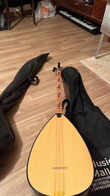 Türk sazı (bağlama) – uzun sap (gitara və saz 2 si 320 manat) - — 1