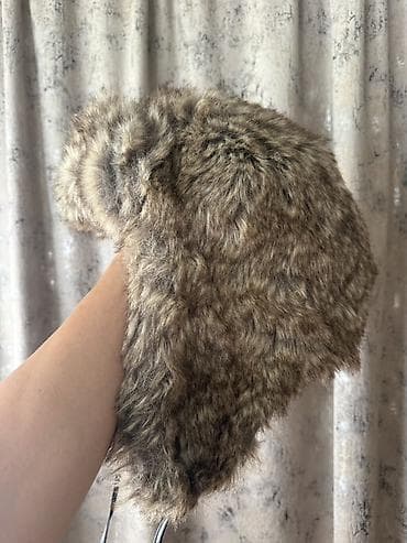 Baş geyimləri: Saxta kürklü qulaqcıqlı papaq (trapper/uşanka stili) - Material — 2