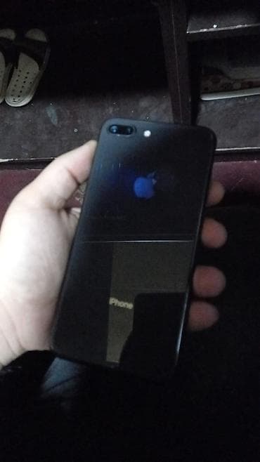IPhone 8 Plus — 2