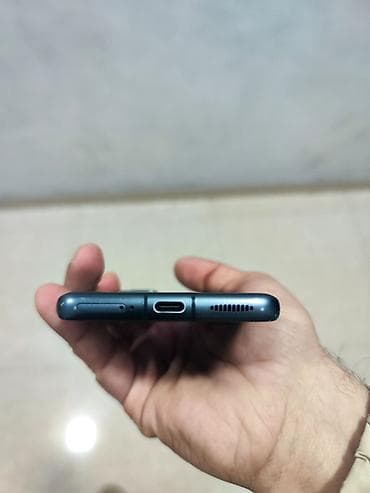 ipone 6 plus: Xiaomi 12, 256 GB, rəng - Boz, 
 Sensor, Barmaq izi, Simsiz şarj — 4