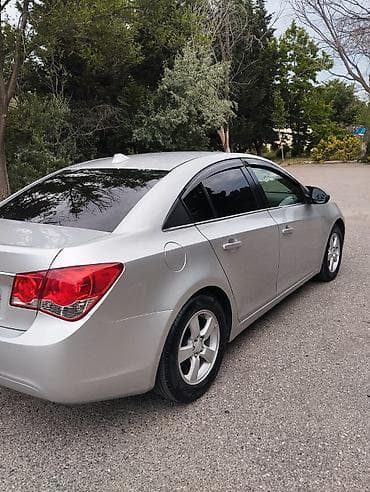 baqaj vaz: Chevrolet Cruze: 1.4 l | 2014 il 215200 km Sedan — 3
