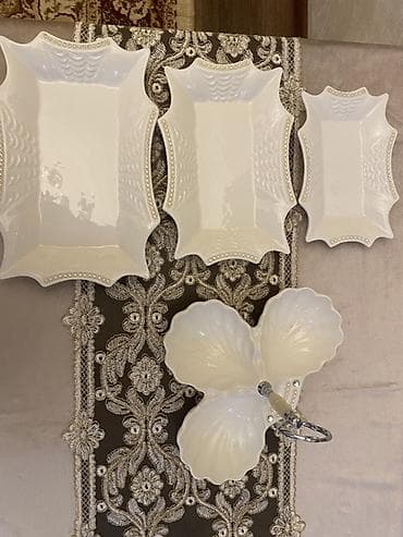 ps servis: İki mərtəbəli servis qablari dəsti 8 dəstdir. Hər qabdan 2 ədəddir — 6