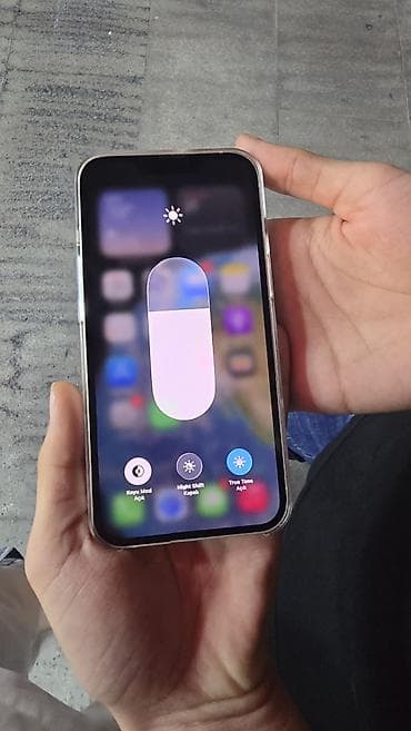 xbox one disk: IPhone 13, 128 ГБ, Белый, Face ID — 3