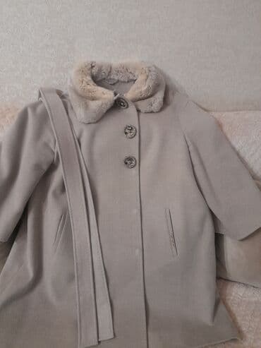 sumqayitda jaket: PALTO (böyük ölçü 48-50). -Qısa palto.( dizə qədər) -Az istifadə — 4
