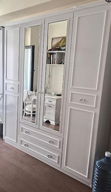 seyf dolab: İşlənmiş, 4 qapılı, Güzgülü, Ağ, Taxta, Açılan, Düz dolab — 1
