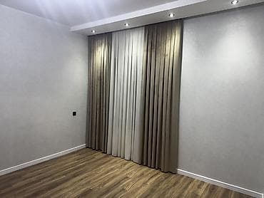 laminar: Müasir üslubda tam dizaynlı mənzil interyeri - Geniş zal və mətbəxin — 5