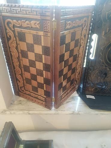 sport çanta: Taxta nərd/şahmat dəsti – əl oyma naxışlı - Material: bərk ağac (əl — 6