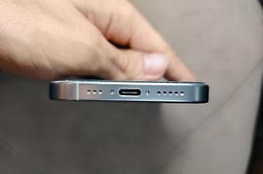 dyson airstrait 2 el: IPhone 16 Pro, 128 GB, Natural Titanium, Face ID — 3
