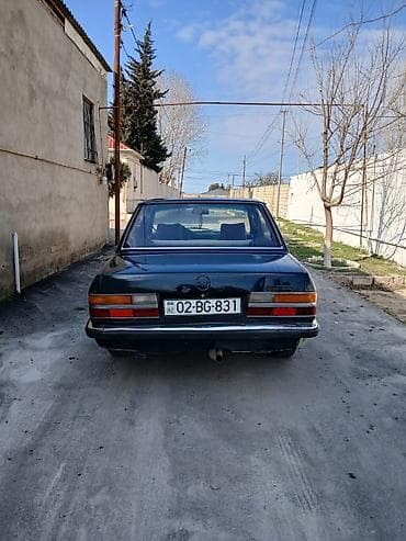 bmw ekran sekilleri: BMW 5 Series sedan (E28 nəsli) Xüsusiyyətlər: - Kuzov: 4 qapılı — 2