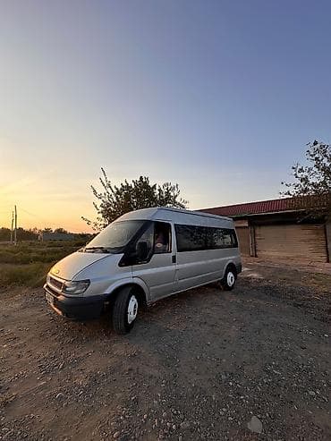 satdiq traktor: - Korpus: Uzadılmış kuzov, yüksək tavanlı, sağ tərəfdə sürüşən — 1