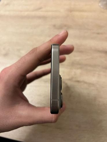 Mini: IPhone 15 Pro Max, 256 GB, Desert Titanium, Face ID — 8