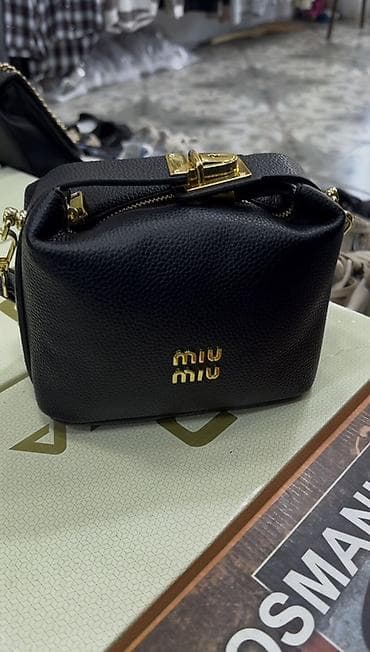 samsung tab a sm 515: Miu Miu qara çiyin/çapraz çanta - Furnitura: parlaq qızılı rəngdə — 1