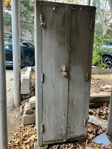 qaynaq utusu: Açılan, 2 qapılı Düz dolab — 2