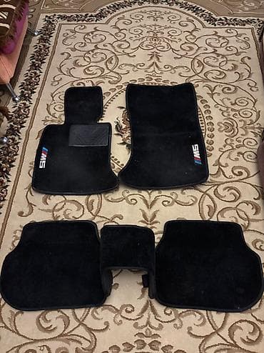 masin satis sayti: BMW M5 üçün salon ayaqaltılar dəsti - Model uyğunluğu: BMW M5 (M — 3