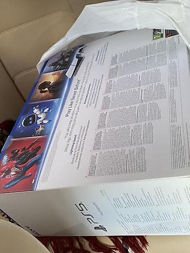 продаётся ноутбук запечатанный абсолютно новый привозной из америки: Playstation 5 slim 1TB Birkartla alınb (16.04.26) ci tarixdə pakofkadr — 5