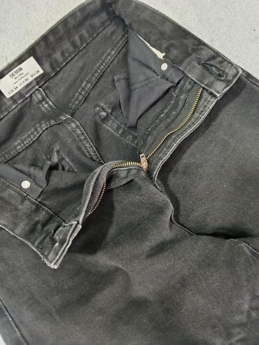 duyməli: Cinslər, Bershka, rəng - Qara — 4