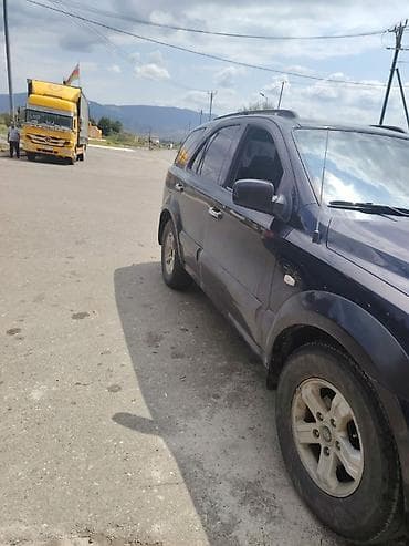 lovol 504 b: Kia Sorento: 2.5 l | 2004 il Ofrouder/SUV — 3