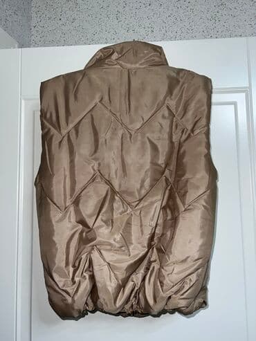 calvin klein euphoria qiymeti: Şişmə jilet Təzə kimidir Ölçü: 38 Qiymət: 12 manat Əlaqə nömrəsi  — 3